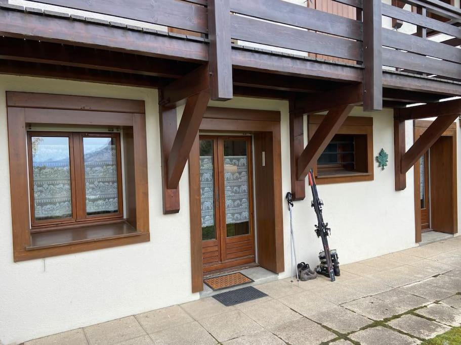 Appartement Au Pied Des Pistes Combloux Exterior photo